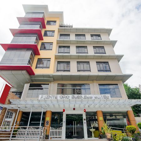 Fuente Oro Business Suites Cebu Powered By Cocotel Buitenkant foto