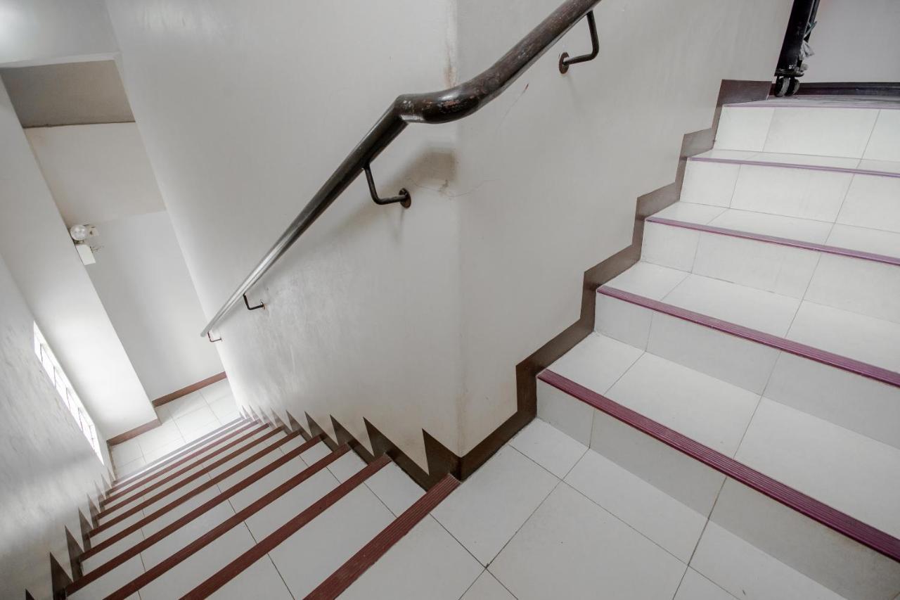 Fuente Oro Business Suites Cebu Powered By Cocotel Buitenkant foto