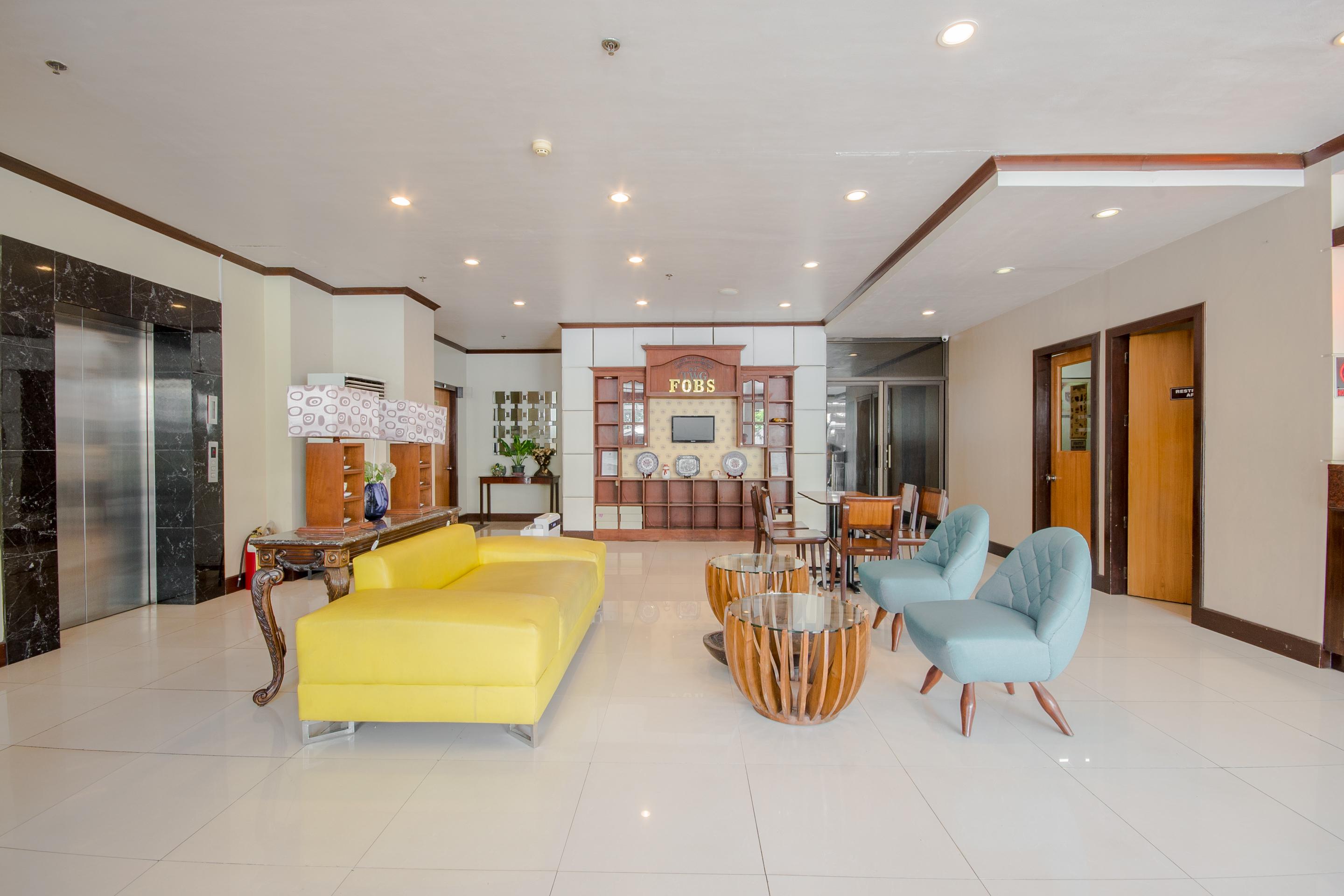 Fuente Oro Business Suites Cebu Powered By Cocotel Buitenkant foto