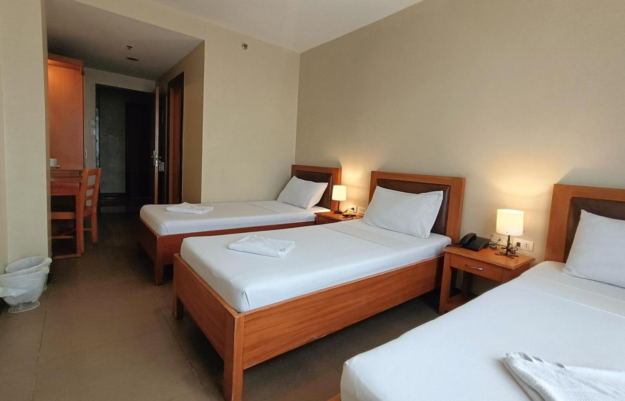 Fuente Oro Business Suites Cebu Powered By Cocotel Buitenkant foto