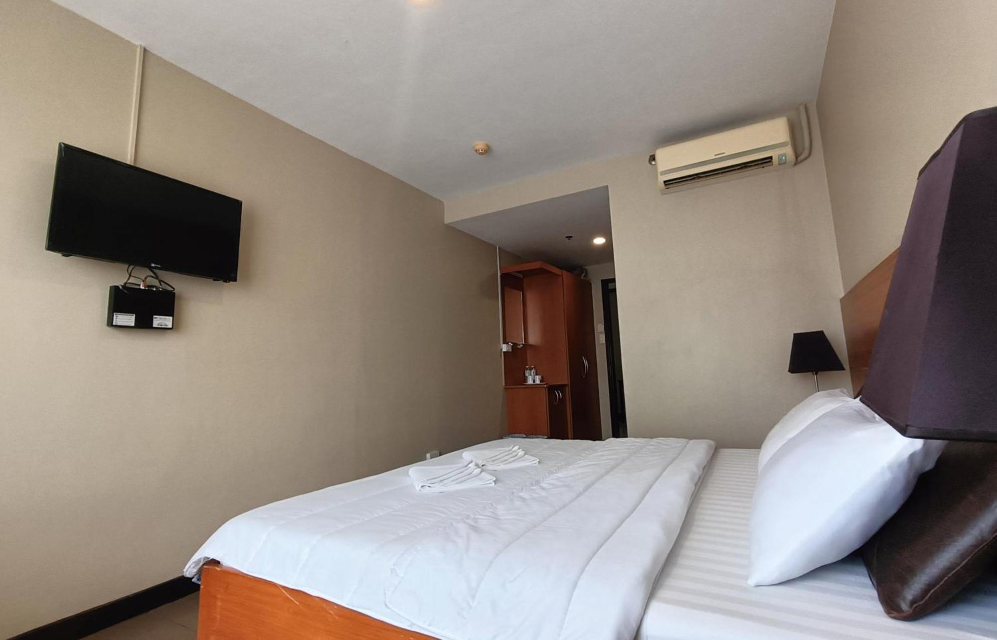 Fuente Oro Business Suites Cebu Powered By Cocotel Buitenkant foto